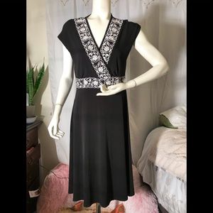 Jessica Howard beautiful dress 👗